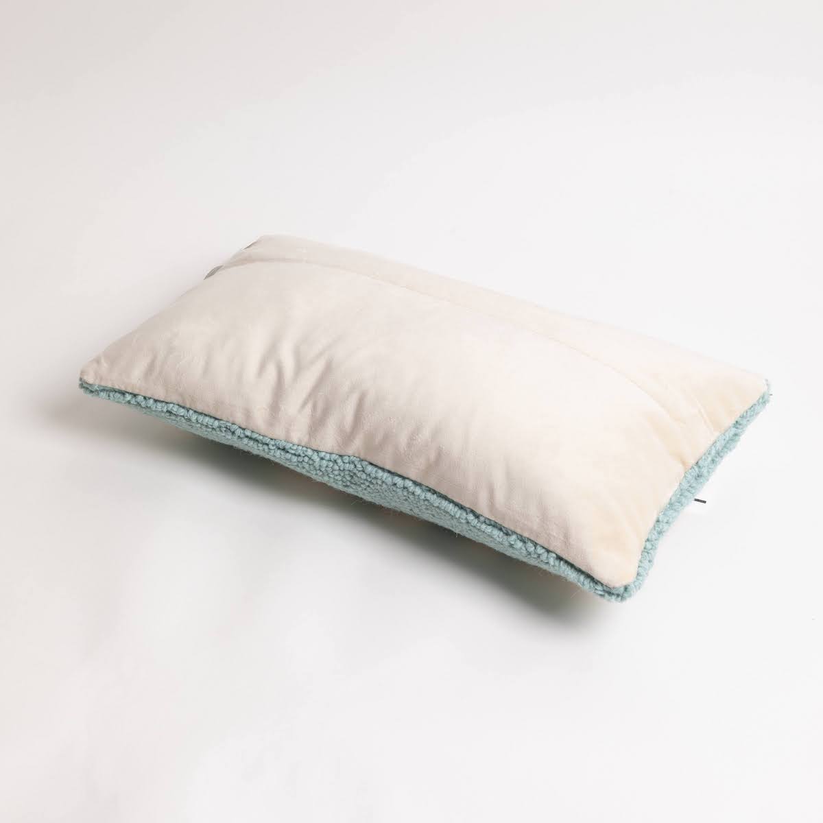 3D Love Hook Pillow - P I C N I C