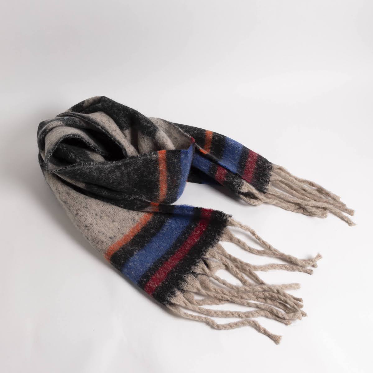 Chevron Stripe Pattern Scarf - P I C N I C 