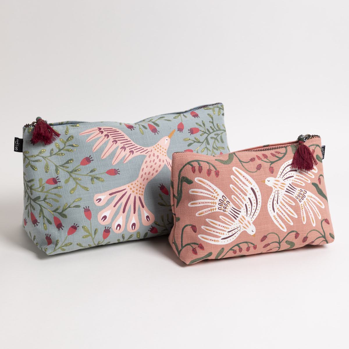 Plume Cosmetic Bag - P I C N I C 